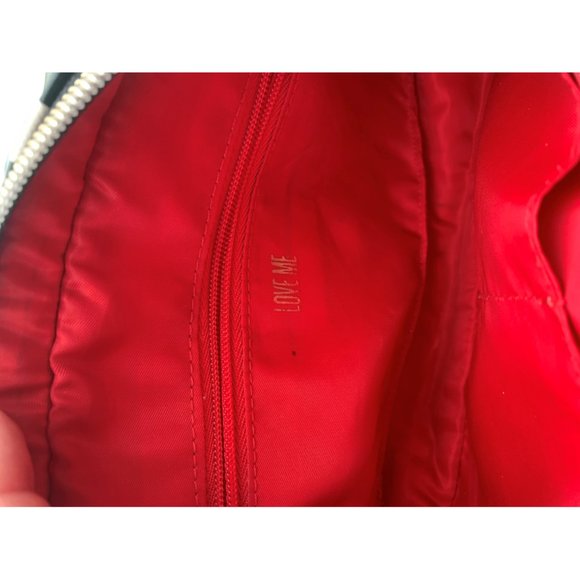Victoria's Secret Love Red Large Cosmetic Bag Wristlet - Picture 6 of 8